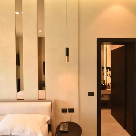Nuna & Hotel