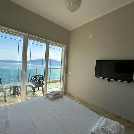 Nuna & Ξενοδοχείο