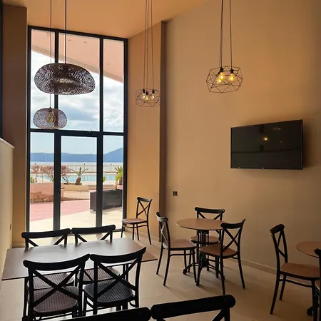 Nuna & Отель Радима