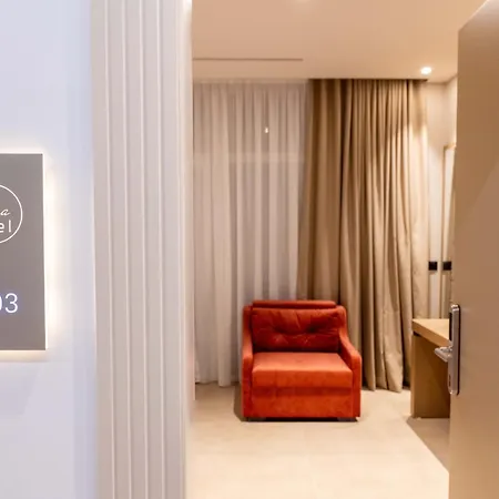 Nuna & Hotel 4*