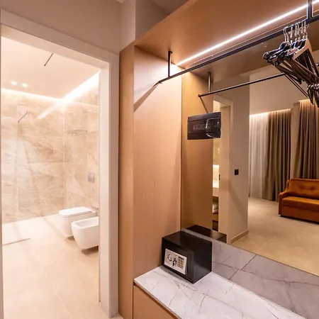 Nuna & Hotel 4*