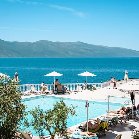 Hotel Nuna &