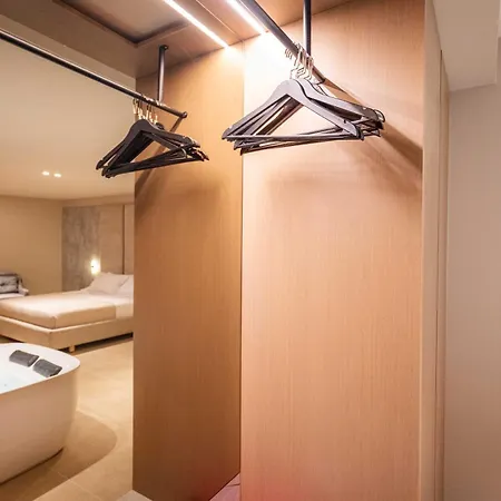 Hotel Nuna & Radhimë