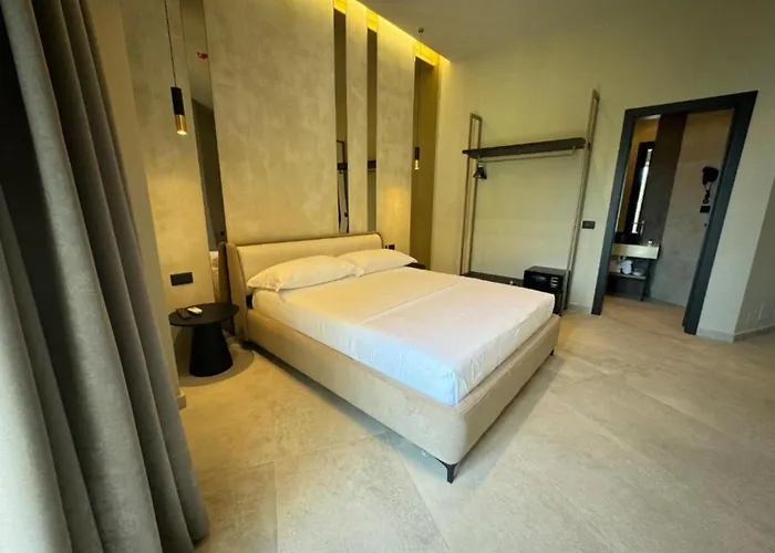 Nuna & Hotel 4*